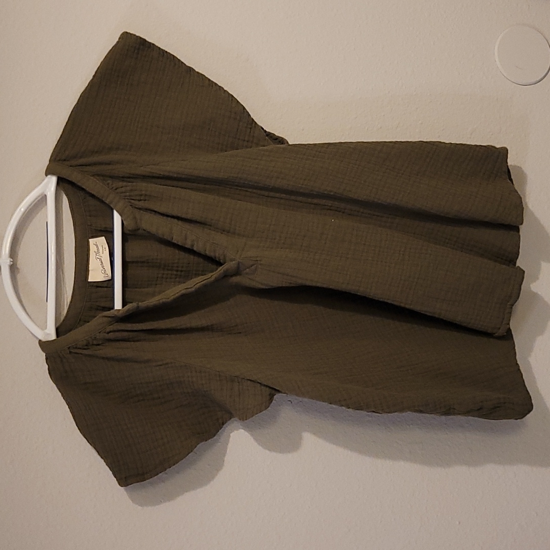 Green Universal Thread Blouse